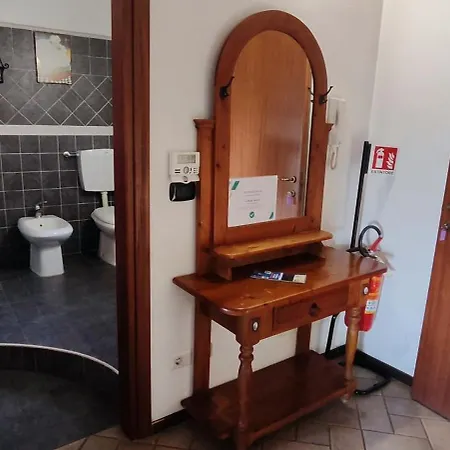 Ca Borgo Vecchio شقة فندقية 3*